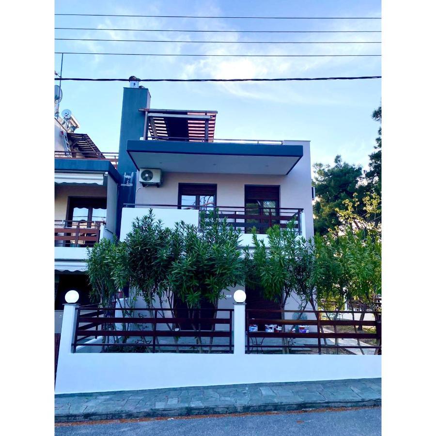 R Lux Villa Nea Kallikrateia Екстер'єр фото